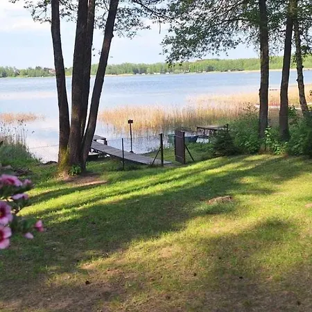 Lake House *